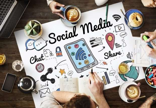 DSM Digital school of marketing - tools to manage your social media marketing