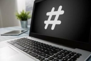 DSM Digital school of marketing - hashtag