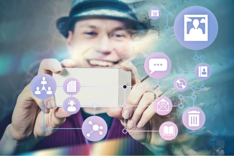User-generated Content Icon