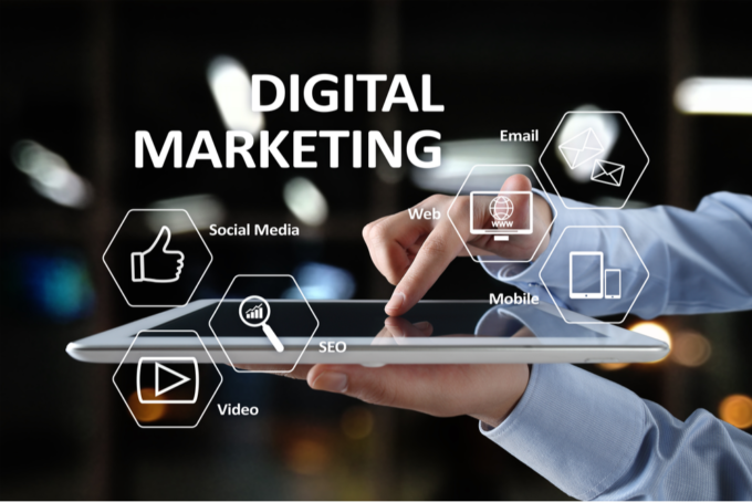 DSM Digital School of Marketing - Digital Marketing Exposure